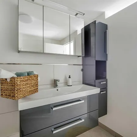 Elegant Tranquil Okrug Gornji Appartement *