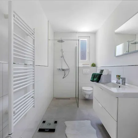 Elegant Tranquil Okrug Gornji Appartement Trogir
